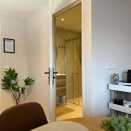 Prime Location 1br Walk Everywhere Eindhoven