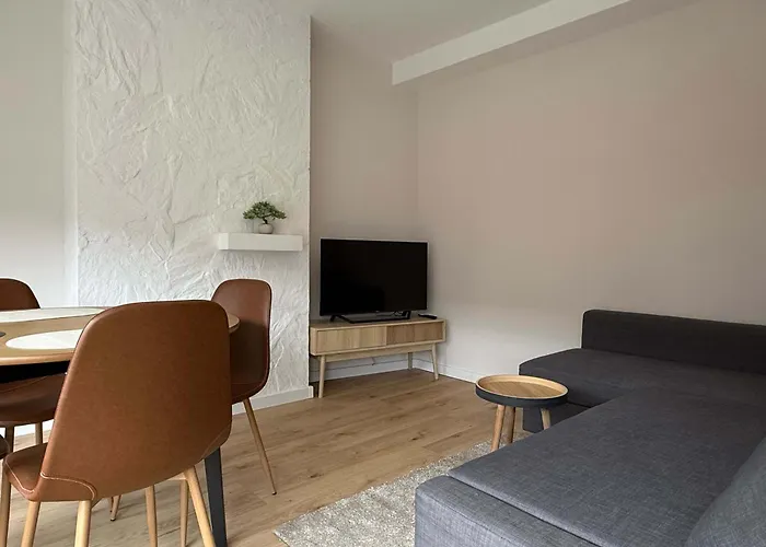 Апартаменты Prime Location 1br Walk Everywhere Эйндховен