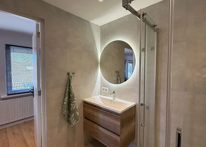 Апартаменты Prime Location 1br Walk Everywhere